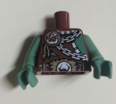 Castle Fantasy Era Armor with Troll Skull Badge and Chains Pattern